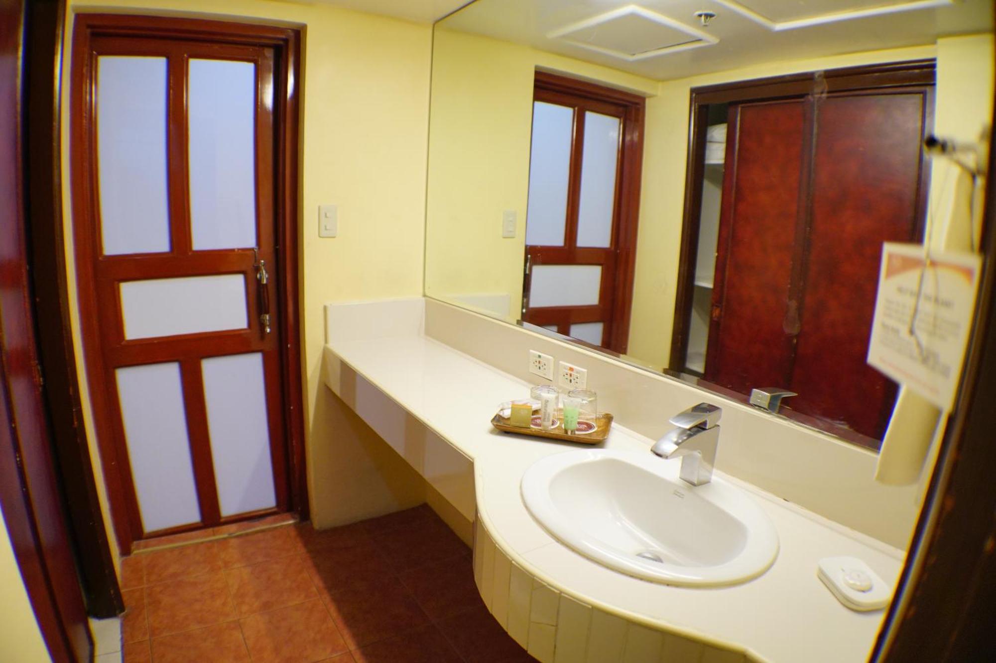 Bayview Park Hotel Μανίλα Εξωτερικό φωτογραφία